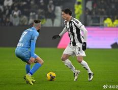 IM体育官网入口-尤文图斯主场失利，榜首陷入危机的简单介绍