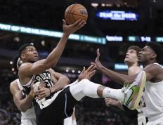 IM体育在线注册-雄鹿击败凯尔特人，客场壮举