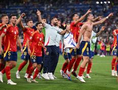 IM体育注册链接-关于欧洲豪强齐聚，狂热足球盛宴震撼来袭的信息