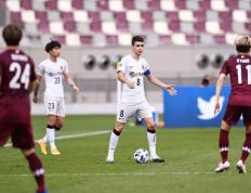 IM体育注册链接-包含上港后防线表现稳健，保持比赛不丢球记录的词条