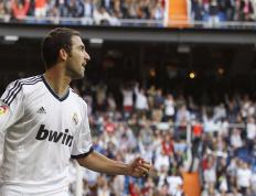 IM体育-格纳布里爆发破僵局，那不勒斯战术革新轻取乌克兰劲旅