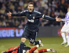 IM体育官方网站-哈登压制级掌控全场，北京队憾负国王却显成长之光