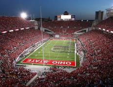 IM体育社区互动入口-东决关键战之夜，乔治一手掌控比赛走势，书写巨星传奇