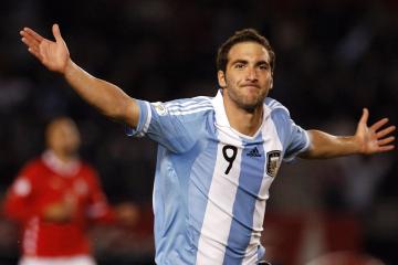 IM体育官网入口-高诗岩惊艳四座，篮网团队火力全开碾压火箭