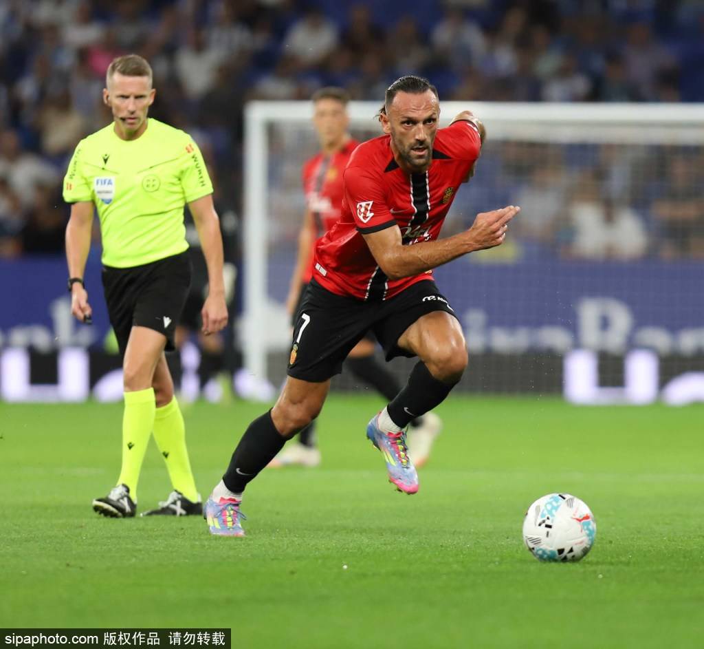 IM体育官方网-关于瓦伦西亚客场战平阿尔梅里亚,难分胜负的信息