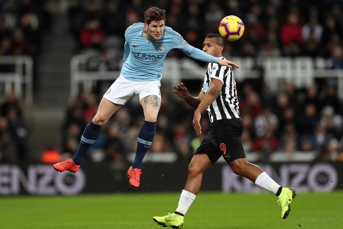 IM体育App下载-纽卡斯尔客场击败伯恩茅斯,保级形势再次焕发希望!的简单介绍