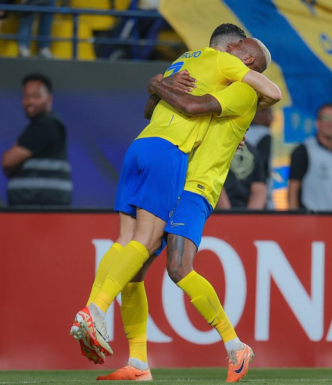 IM体育动画直播通道-卡利亚里备战追求胜利,迎战下轮对手