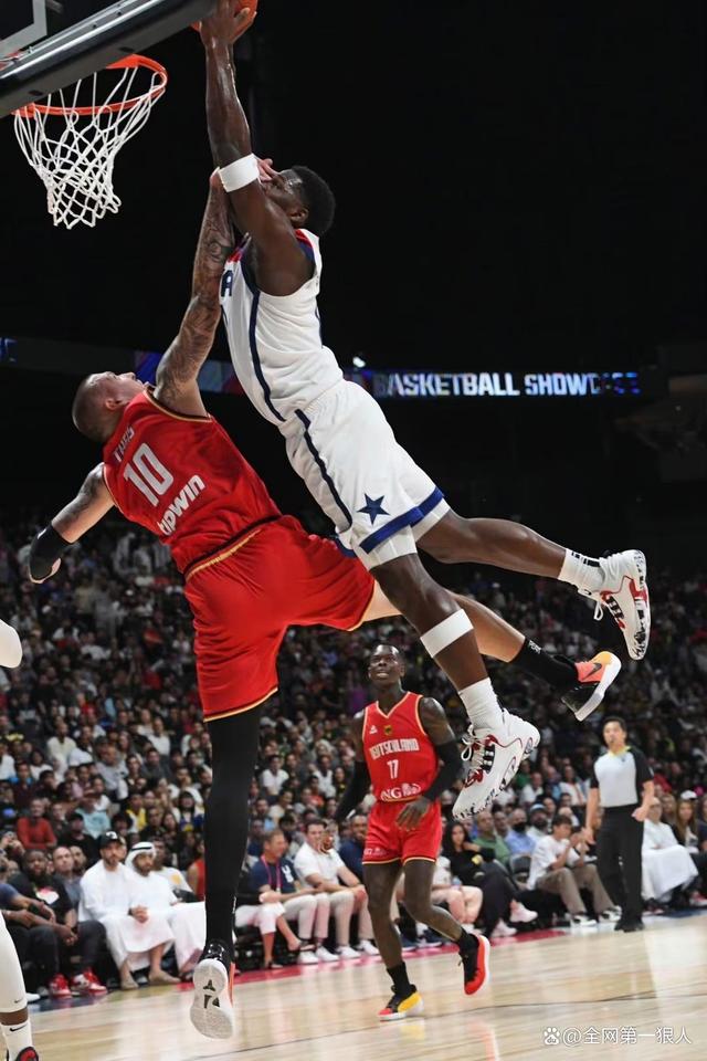 IM体育社区互动入口-美国男篮轻松获胜,晋级四强