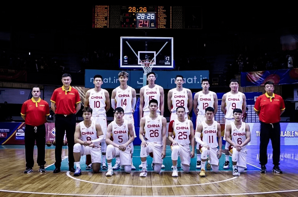 IM体育平台-湖北男篮击败劲敌,提升排名