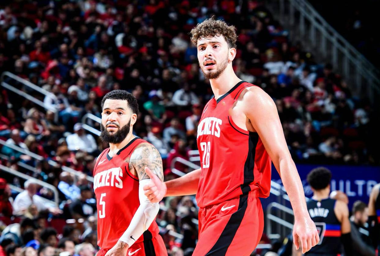 IM体育下载-爵士轻取骑士,范弗利特状态火热的简单介绍