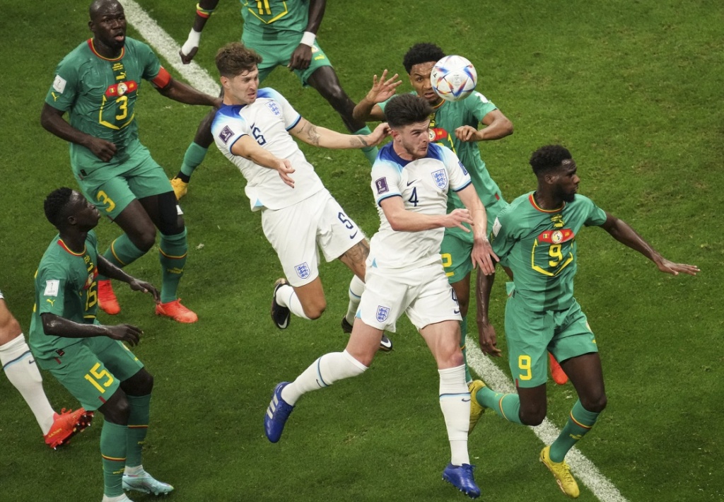 IM体育官方平台-英格兰队险胜法国队，许昕带队取胜