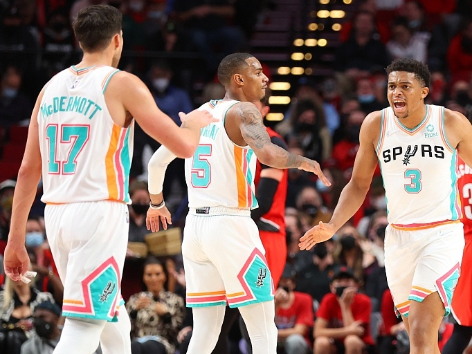 IM体育官方网-联合杯碾压蒙特卡洛大师赛，穆雷带队取胜